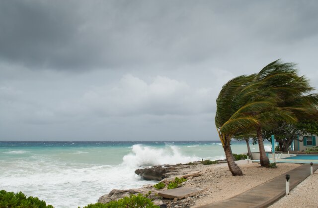 Travel Tips for Hurricane Season: Hurricane Quick Facts